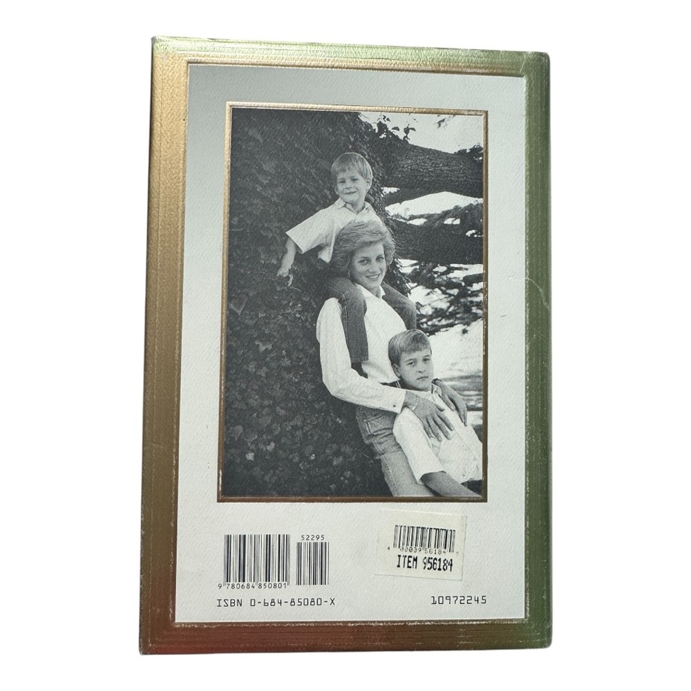 Diana: Her True Story by Andrew Morton - Picture 3 of 4